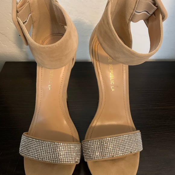 Shoe Republic LA Strap Heels - Picture 2 of 6